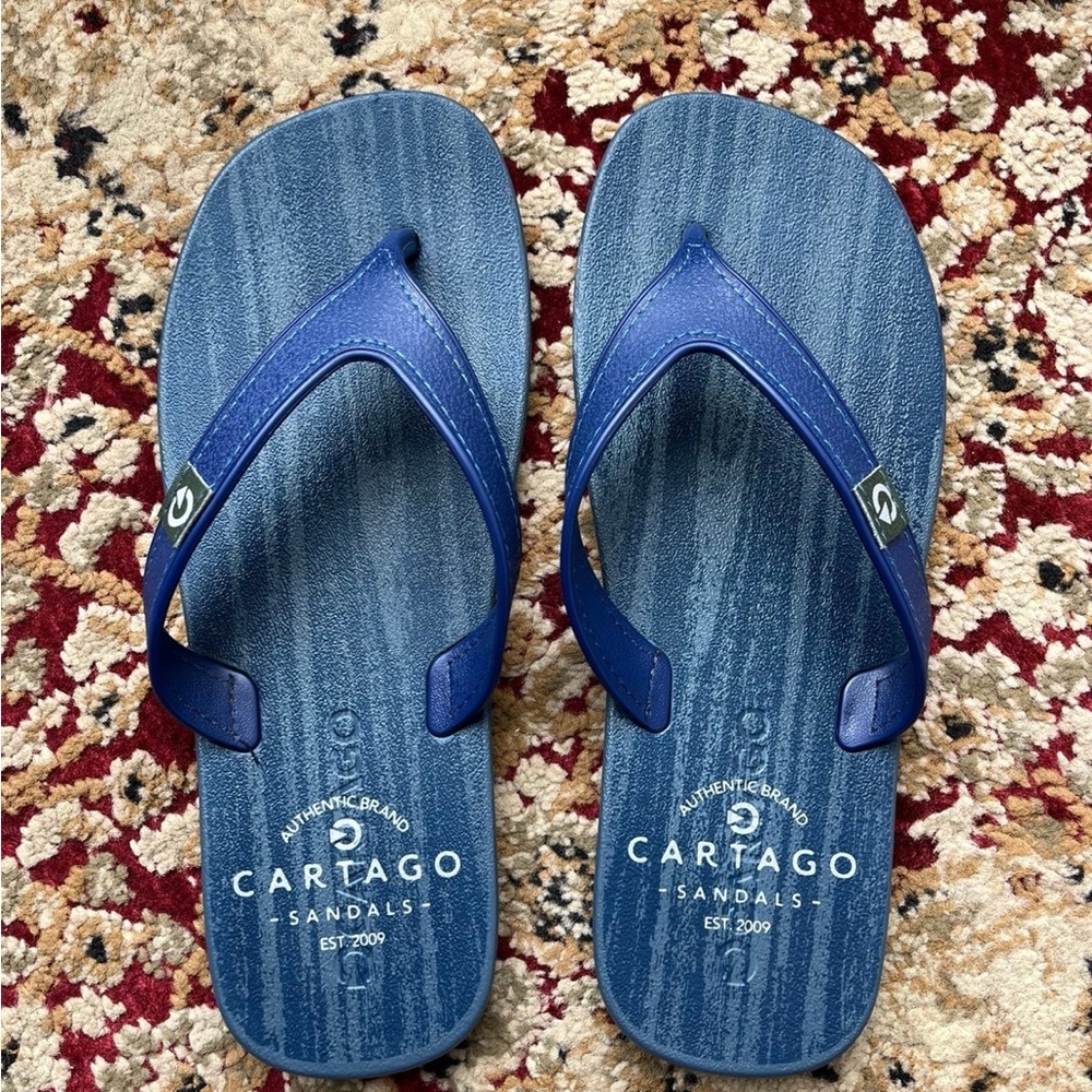 CARTAGO mens Dakar AD flip flops size 8